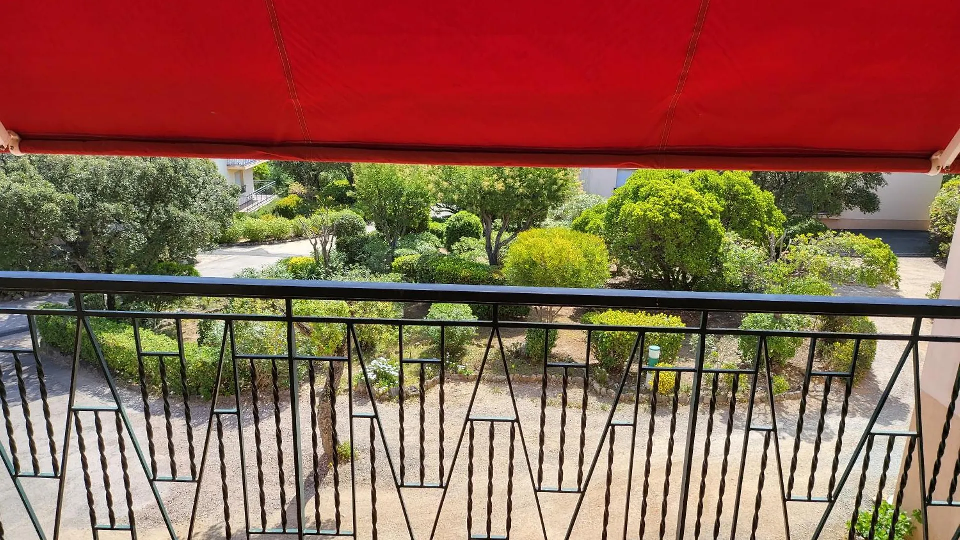 Large, Bright And Quiet Holiday Flat With Stunning Panoramic Sea Views Saint Aygulf Apartment