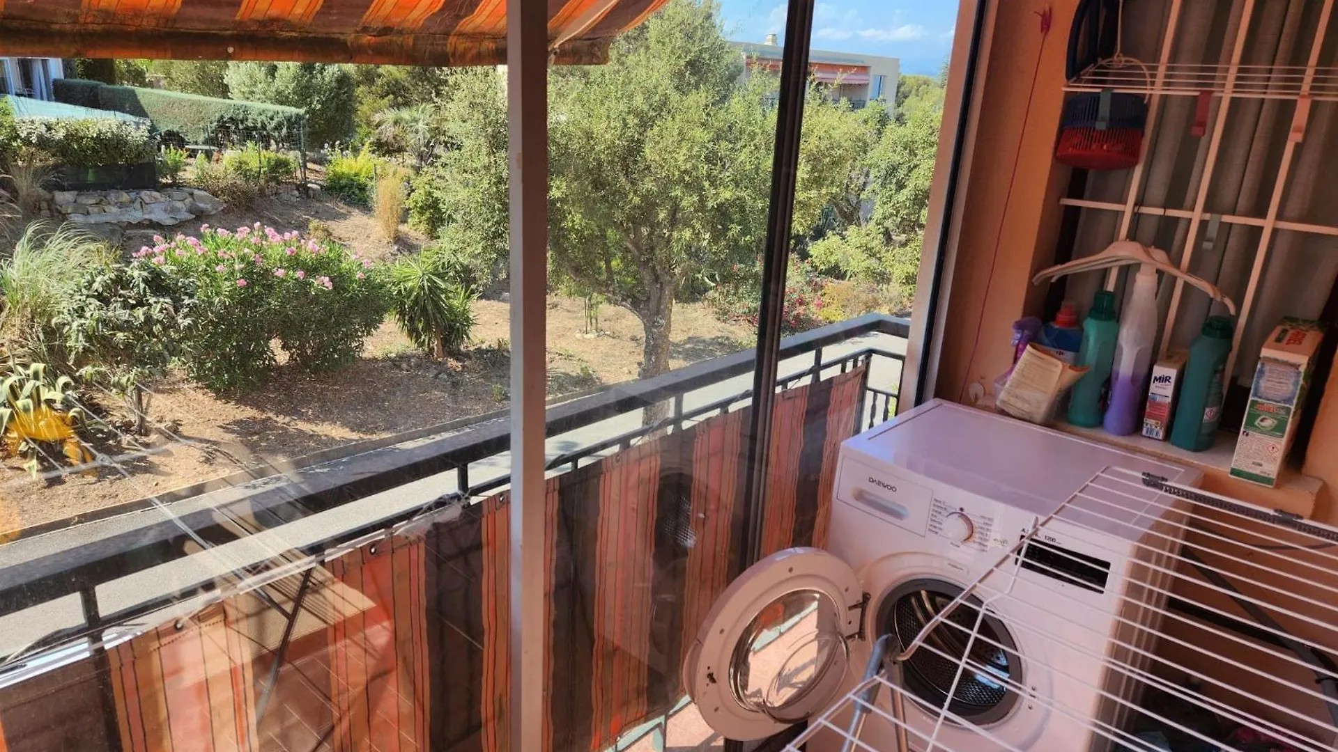 Large, Bright And Quiet Holiday Flat With Stunning Panoramic Sea Views Saint Aygulf