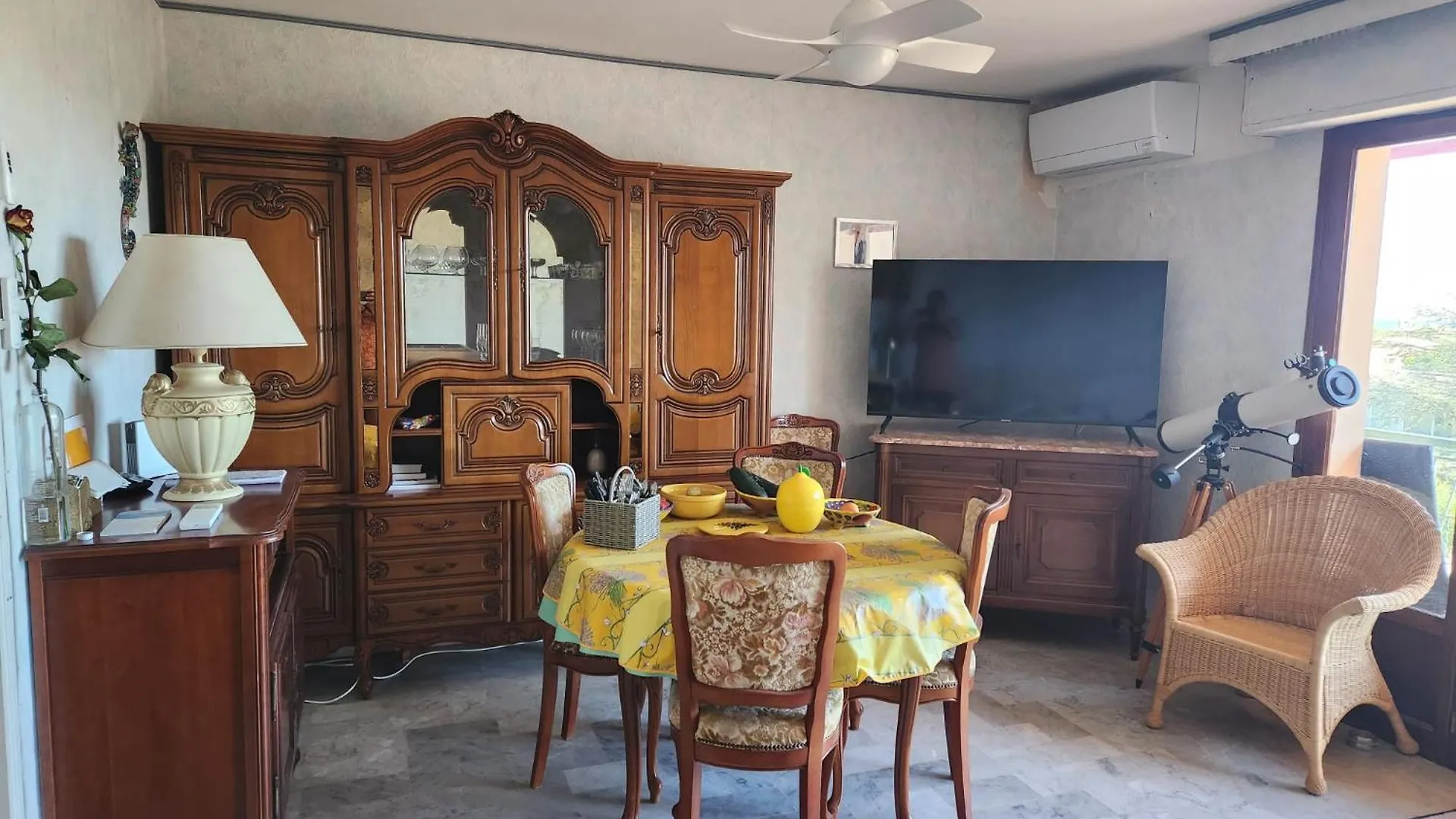 Apartment Large, Bright And Quiet Holiday Flat With Stunning Panoramic Sea Views Saint Aygulf